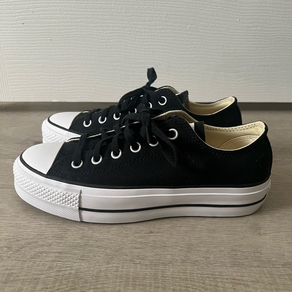 NEW Converse Chuck Taylor All Star Platform SZ 8 Black - Picture 3 of 10